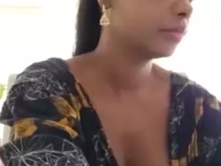 yetzat's Live Sex Cam Show