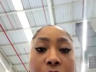 yetzat1111's Live Sex Cam Show