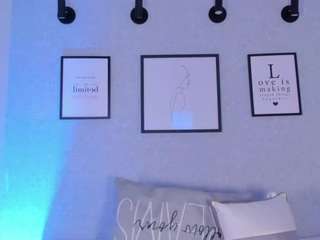 le modèle natashaharpper est en webcam porno dans un show sur le site camsoda, il possède les tags suivants: amateur,no smoking,ass,feet,fingers,huge ass,huge tits,lovense,lush,nature,orgasm,drinking,pussy,saliva,shaved pussy,solo,spank,squirter,striptease,toys