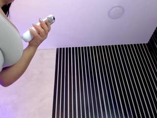 This model is live right now. carozapata