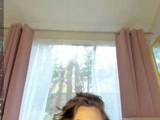 alexispixie Live Webcam on {site_name}