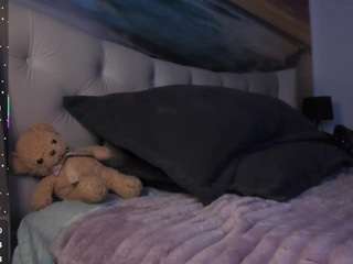 alexispixie's CamSoda show and profile