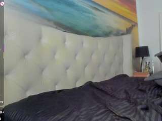 alexispixie's CamSoda show and profile