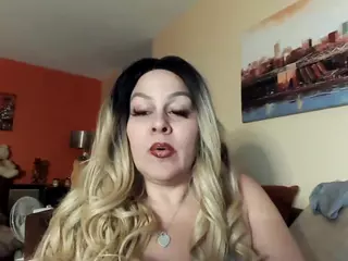 BIG BREAST SABRINA's Live Sex Cam Show