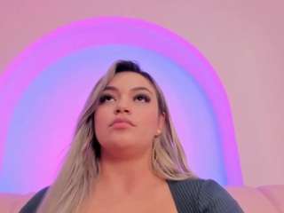 sarahowens's CamSoda show and profile