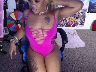 Live webcam model soulsnatcher-1 on Soda Cams