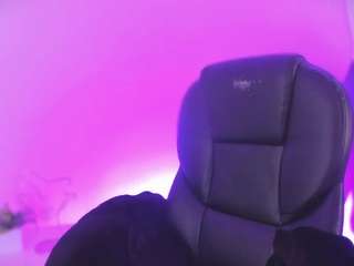 Tiffany Cole @camivelezz__ (Maggierivars) Cam: Free Live Nude ...