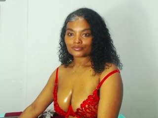 le modèle gianasmith est en webcam porno dans un show sur le site camsoda, il possède les tags suivants: amateur,hairy,toys,tattoos,spank,shaved-pussy,pussy,no smoking,no drinking,mistress,bedroom,lovense,lush,fingers,blowjob,bikini,bj,fingering,black-hair,brown-eyes