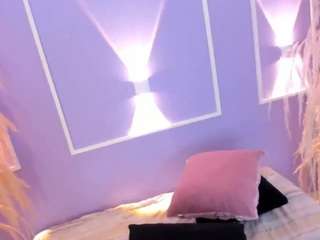  saramontoya chat room