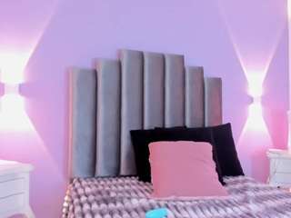  saramontoya chat room