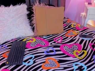 saramontoya Live Webcam on CamSoda