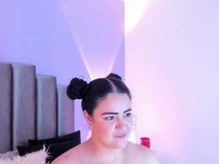 le modèle saramontoya est en webcam porno dans un show sur le site camsoda, il possède les tags suivants: amateur,anal,toys,tease,tattoos,strapon,slut,schoolgirl,role-play,pussy,oil,natural,lush,lovense,lingerie,drinking,dp,double-penetration,domination,cum