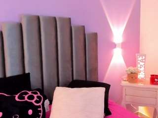saramontoya live webcam show