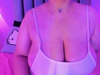saramontoya Live Webcam on CamSoda