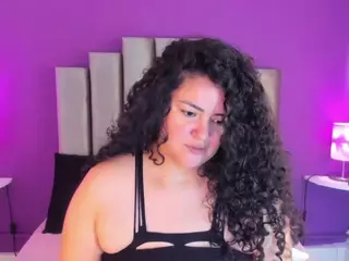 saramontoya's Live Sex Cam Show