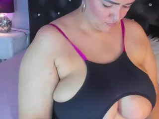 saramontoya's Live Sex Cam Show