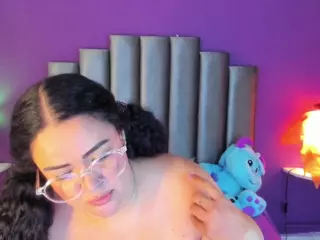 saramontoya's Live Sex Cam Show