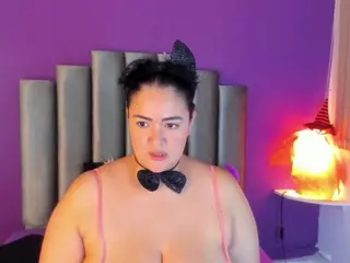 saramontoya's Live Sex Cam Show