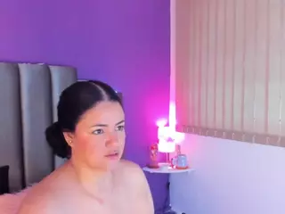 saramontoya's Live Sex Cam Show