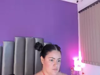 saramontoya's Live Sex Cam Show
