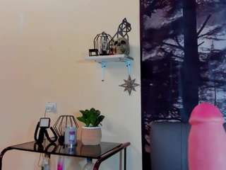 anny-luna Live Webcam on CamSoda