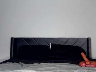 Live webcam model chaneldreamzz on Soda Cams