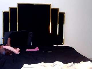 chaneldreamzz webcam model