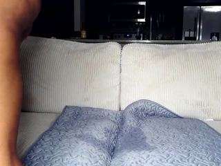 Chaneldreamzz's cam show statistics and live stream