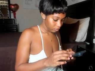 iluvsaffire-bleu webcam