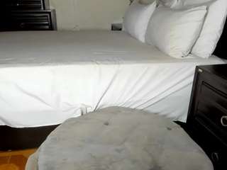 iluvsaffire-bleu webcam model