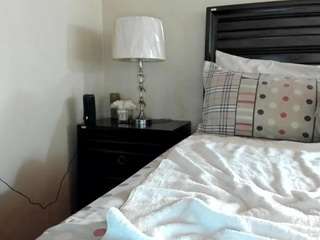 iluvsaffire-bleu webcam model