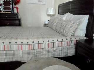 iluvsaffire-bleu's CamSoda show and profile