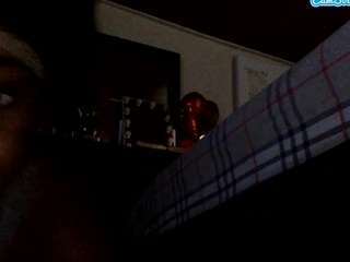 iluvsaffire-bleu webcam