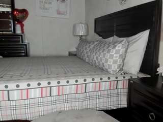 iluvsaffire-bleu's CamSoda show and profile