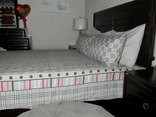 Live webcam model iluvsaffire-bleu on Soda Cams