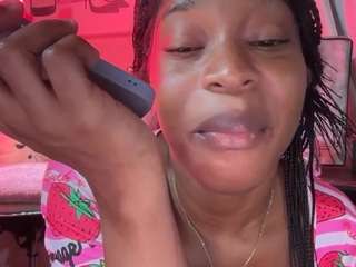 Live webcam model iluvsaffire-bleu on Soda Cams