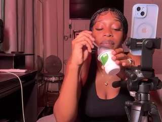 iluvsaffire-bleu webcam