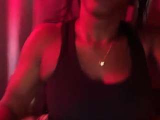 Live webcam model iluvsaffire-bleu on Soda Cams