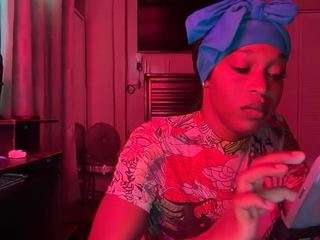 iluvsaffire-bleu webcam