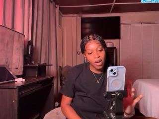 iluvsaffire-bleu webcam