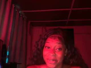 Iluvsaffire Bleu live cam