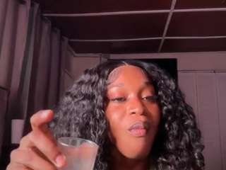 iluvsaffire-bleu live webcam show