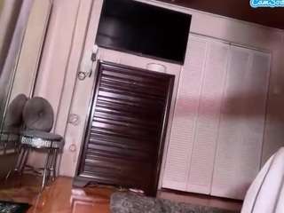 Iluvsaffire Bleu live cam