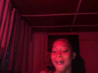 iluvsaffire-bleu's live room