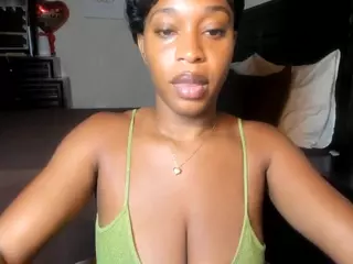 Iluvsaffire Bleu's Live Sex Cam Show