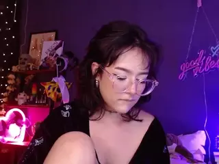 Lara's Live Sex Cam Show