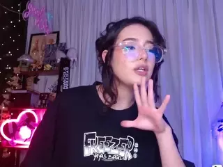 Lara's Live Sex Cam Show