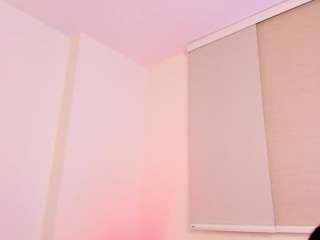 mia-daniels, female webcam model,  years old, on live webcam