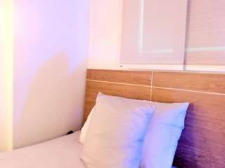 mia-daniels's CamSoda show and profile