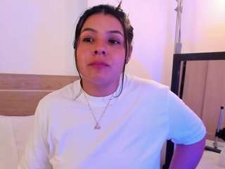 mia-daniels live webcam show